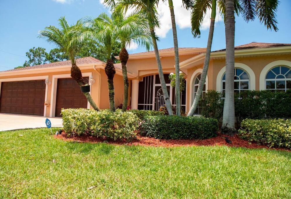 Charming Vacation Home In Port St Lucie. Port St. Lucie Eksteriør bilde