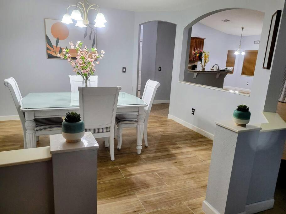 Charming Vacation Home In Port St Lucie. Port St. Lucie Eksteriør bilde